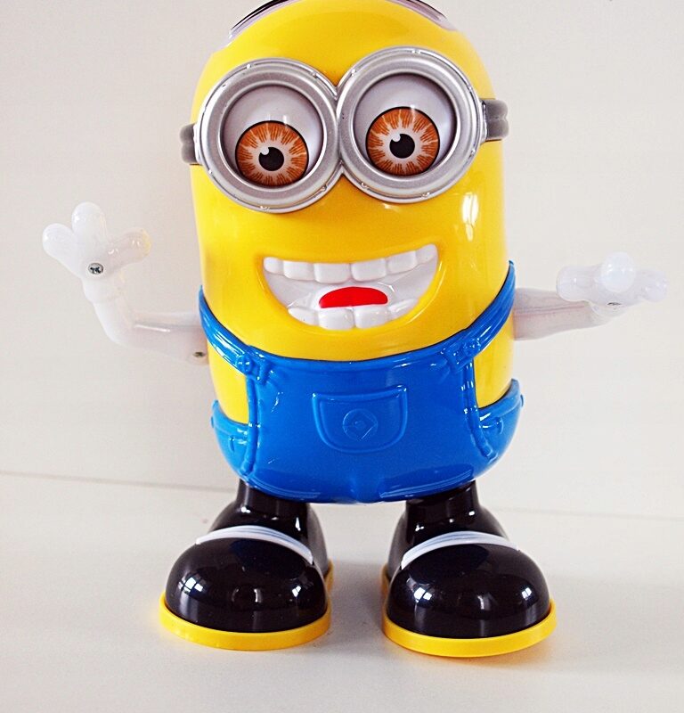 Tańczący Robot MINIONEK LED Muzyka interaktywny